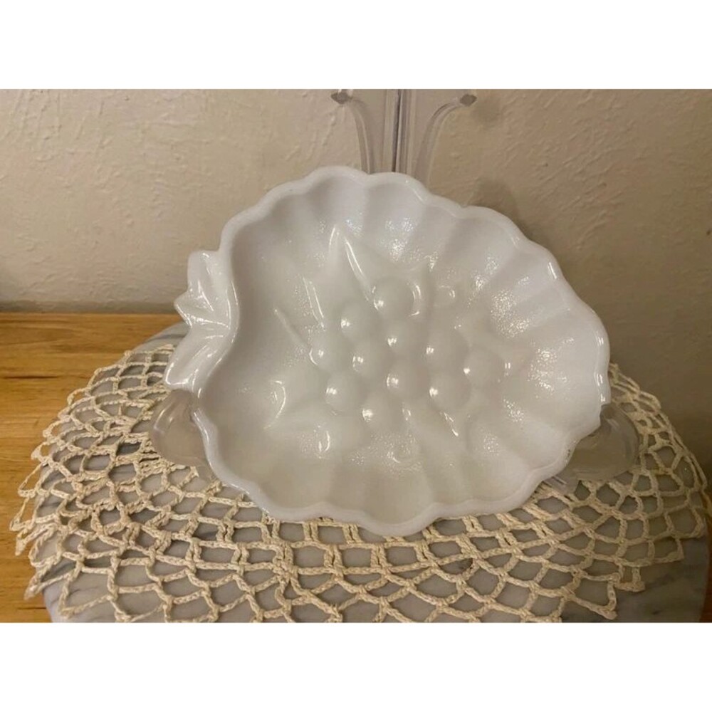 Vintage Mid-Century Hazel Atlas White Milk Glass